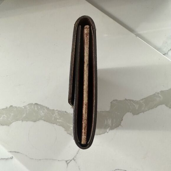 Vintage Louis Vuitton Monogram Sarah Wallet - Picture 5 of 12